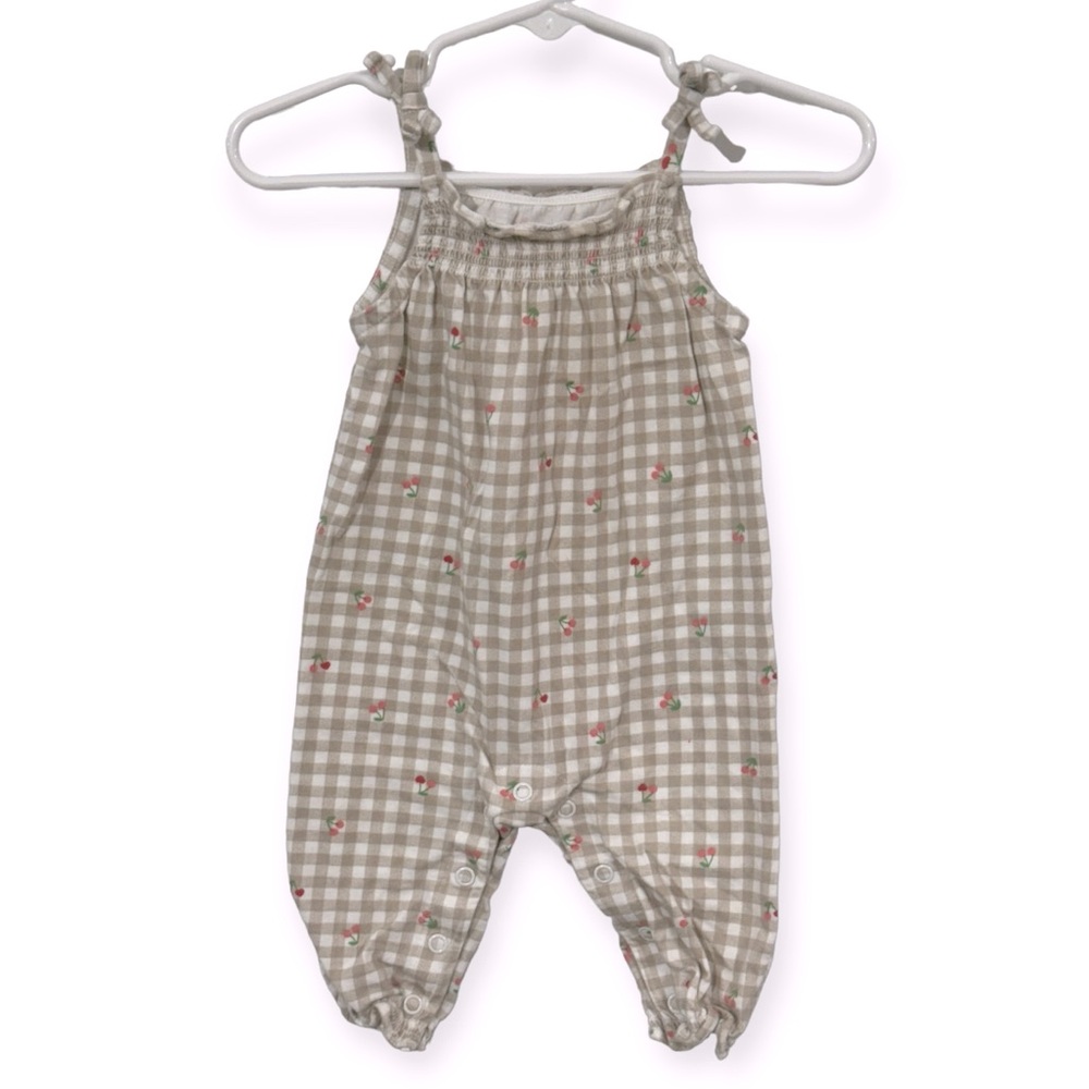 5/$20 Carter’s Baby Girl Size 3 Mo